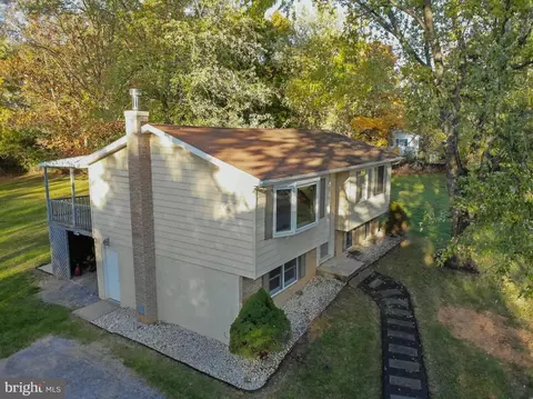 91 Merrimack Dr, Falling Waters, WV 25419 photo 24