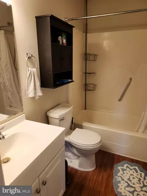 91 Merrimack Dr, Falling Waters, WV 25419 photo 4