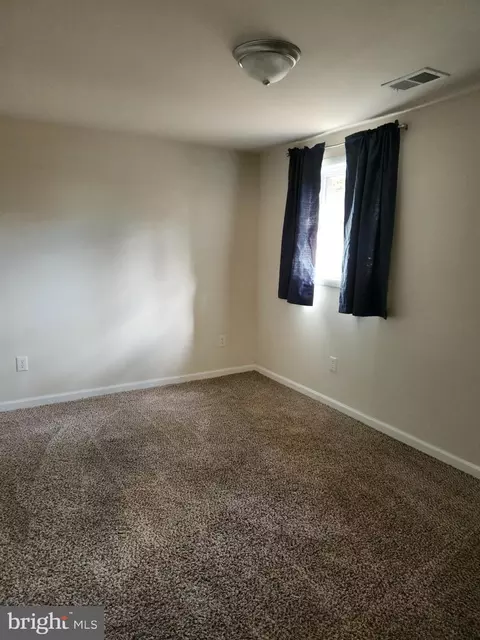 91 Merrimack Dr, Falling Waters, WV 25419 photo 8