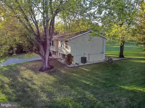 91 Merrimack Dr, Falling Waters, WV 25419 photo 25