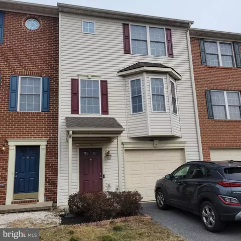114 Teague Ln, Martinsburg, WV 25404
