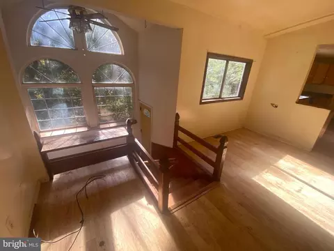 85 Dash Dr, Falling Waters, WV 25419 photo 10