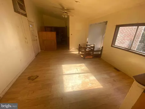 85 Dash Dr, Falling Waters, WV 25419 photo 8