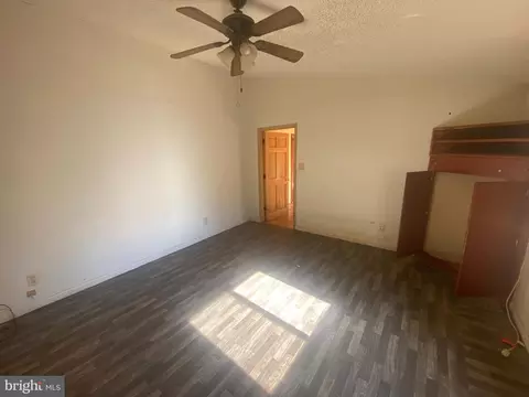 85 Dash Dr, Falling Waters, WV 25419 photo 4