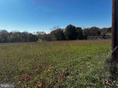 Grade Road Lot A & B, Falling Waters, WV 25419