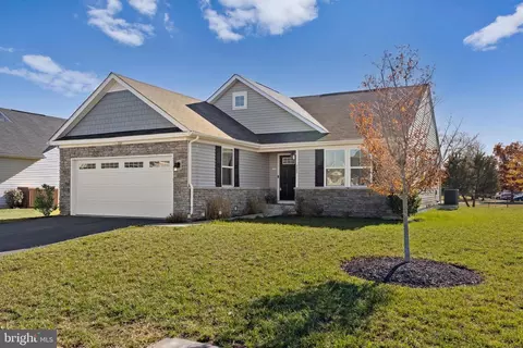 323 Oxford Way, Martinsburg, WV 25405