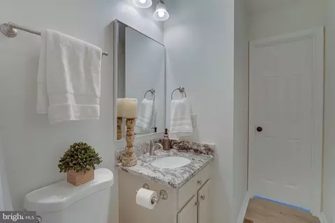889 Emerson Dr, Falling Waters, WV 25419 photo 21
