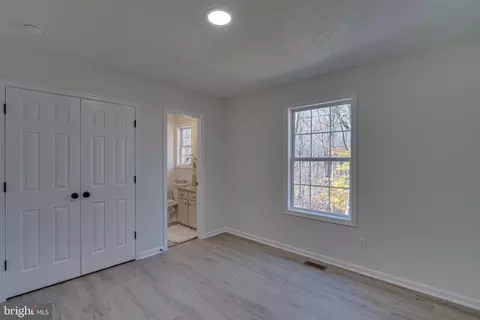 889 Emerson Dr, Falling Waters, WV 25419 photo 14