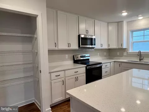 749 Dripping Spring Dr, Hedgesville, WV 25427 photo 11