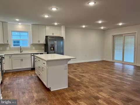 749 Dripping Spring Dr, Hedgesville, WV 25427 photo 5