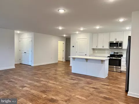749 Dripping Spring Dr, Hedgesville, WV 25427 photo 14