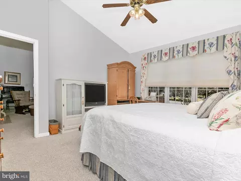 153 Morningside Dr, Falling Waters, WV 25419 photo 32