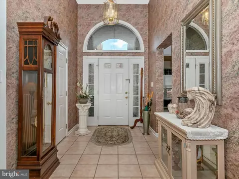 153 Morningside Dr, Falling Waters, WV 25419 photo 4