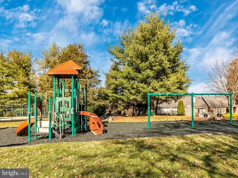 153 Morningside Dr, Falling Waters, WV 25419 photo 64