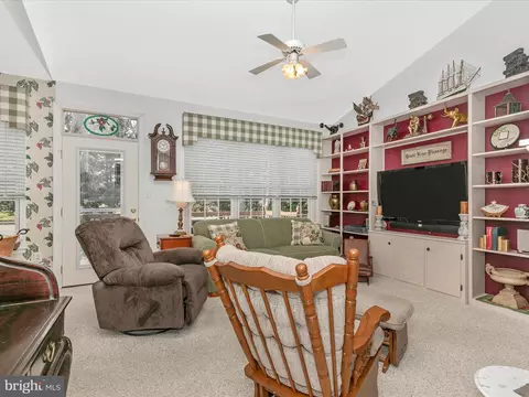 153 Morningside Dr, Falling Waters, WV 25419 photo 17