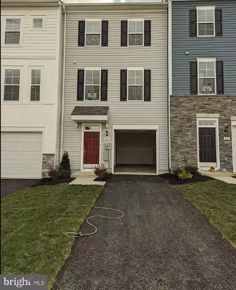 241 Hillsdale Pl, Martinsburg, WV 25403
