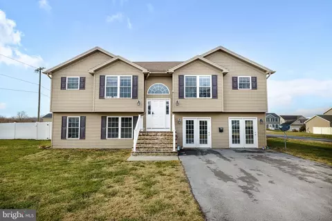 148 Owl Ave, Martinsburg, WV 25405