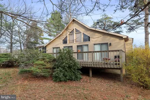 38 Powhatan Trl, Hedgesville, WV 25427