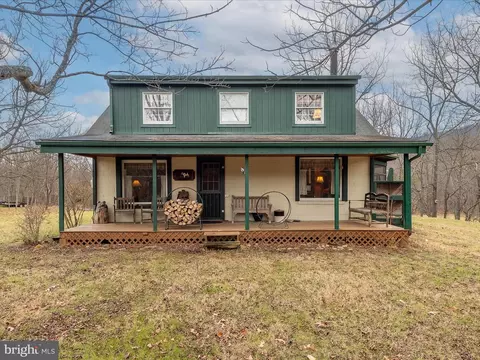 509 Elnina Dr, Hedgesville, WV 25427
