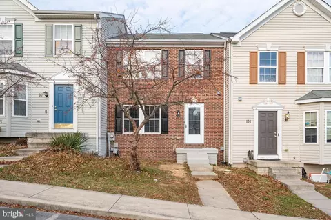 99 Grindstone Dr, Hedgesville, WV 25427