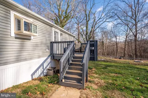 276 Burnside Dr, Falling Waters, WV 25419 photo 18
