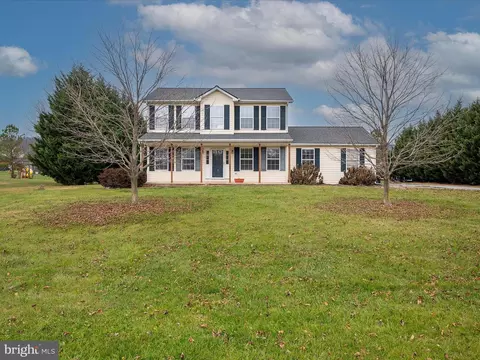 157 Riviera Dr, Martinsburg, WV 25403