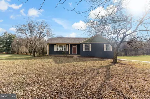 219 Violet Ln, Falling Waters, WV 25419
