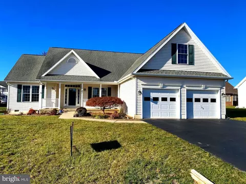 41 Willingham Way, Martinsburg, WV 25404