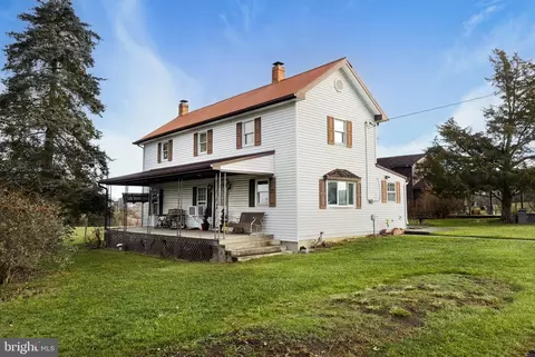 1702 Specks Run Rd, Bunker Hill, WV 25413