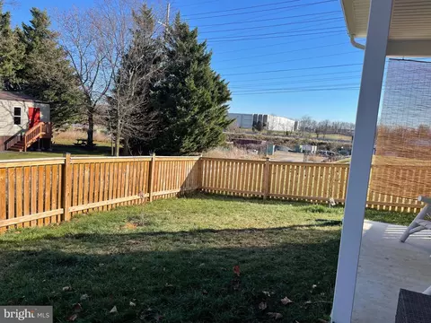 51 Polygon Pl, Falling Waters, WV 25419 photo 37