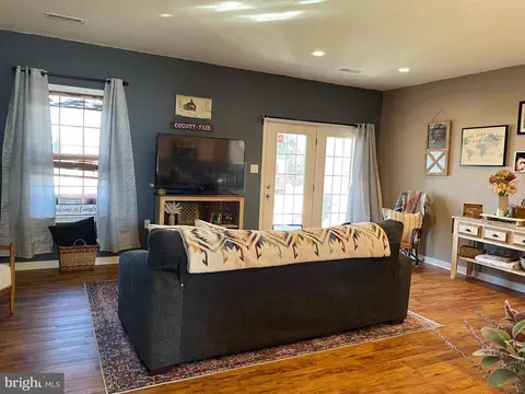 51 Polygon Pl, Falling Waters, WV 25419 photo 9