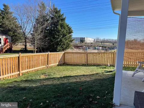 51 Polygon Pl, Falling Waters, WV 25419 photo 38