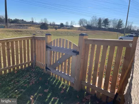 51 Polygon Pl, Falling Waters, WV 25419 photo 39