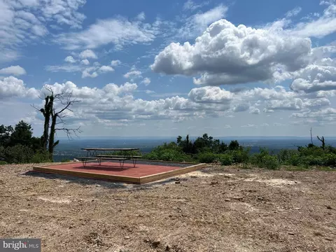 390 Radio Tower Rd, Martinsburg, WV 25403