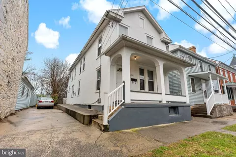 511 12 W John St, Martinsburg, WV 25401