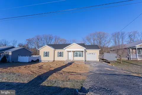 604 Wendover Dr, Bunker Hill, WV 25413