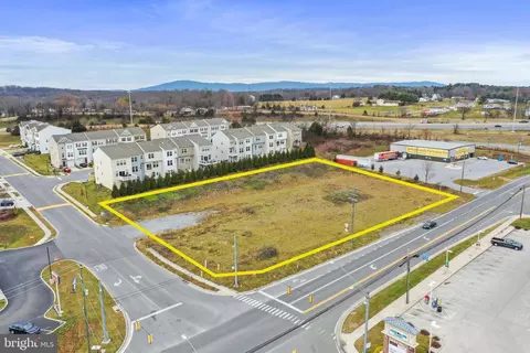 Williamsport Pike, Falling Waters, WV 25419