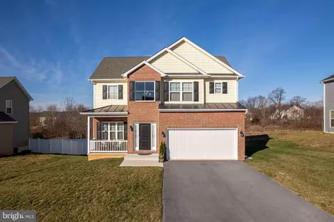 145 Constellation Rd, Inwood, WV 25428