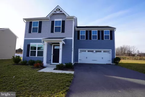 318 Switchgrass Ct, Bunker Hill, WV 25413