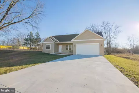 2084 Charles Town Rd, Martinsburg, WV 25405