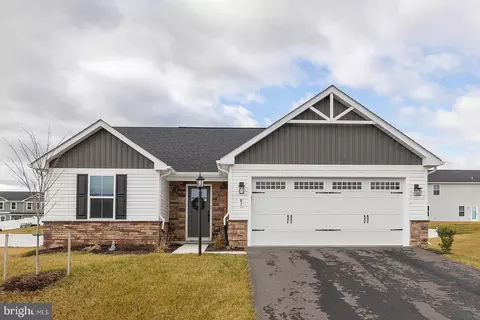 81 Tackle Rd, Inwood, WV 25428