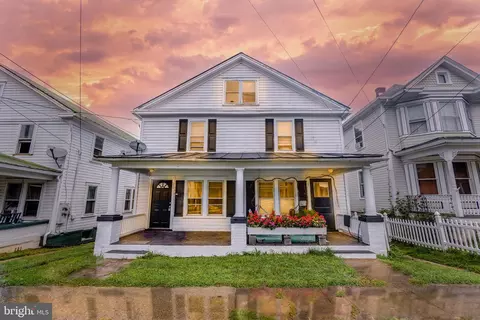 730 W 732 W John St, Martinsburg, WV 25401