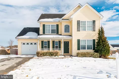 142 Alcott Ave, Inwood, WV 25428