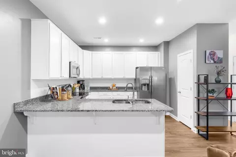 43 Polygon Pl, Falling Waters, WV 25419 photo 7