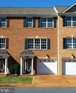 67 Babylonica Ct, Bunker Hill, WV 25413