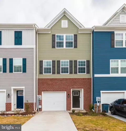 34 Vespucci Ln, Martinsburg, WV 25404
