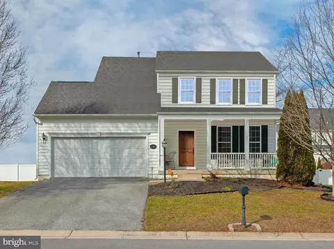 265 Dinwiddie Way, Kearneysville, WV 25430