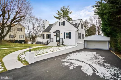213 N Delaware Ave, Martinsburg, WV 25401