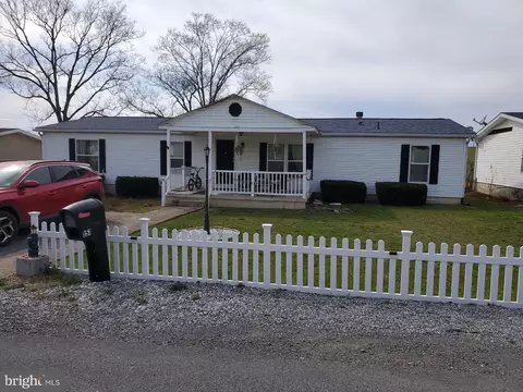 151 Miss Staci Dr, Martinsburg, WV 25404