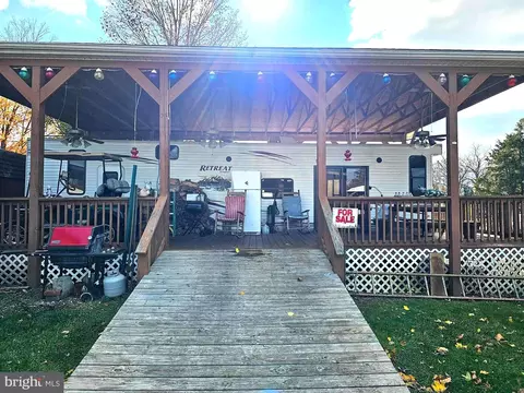 21-14 Old Faceful, Falling Waters, WV 25419